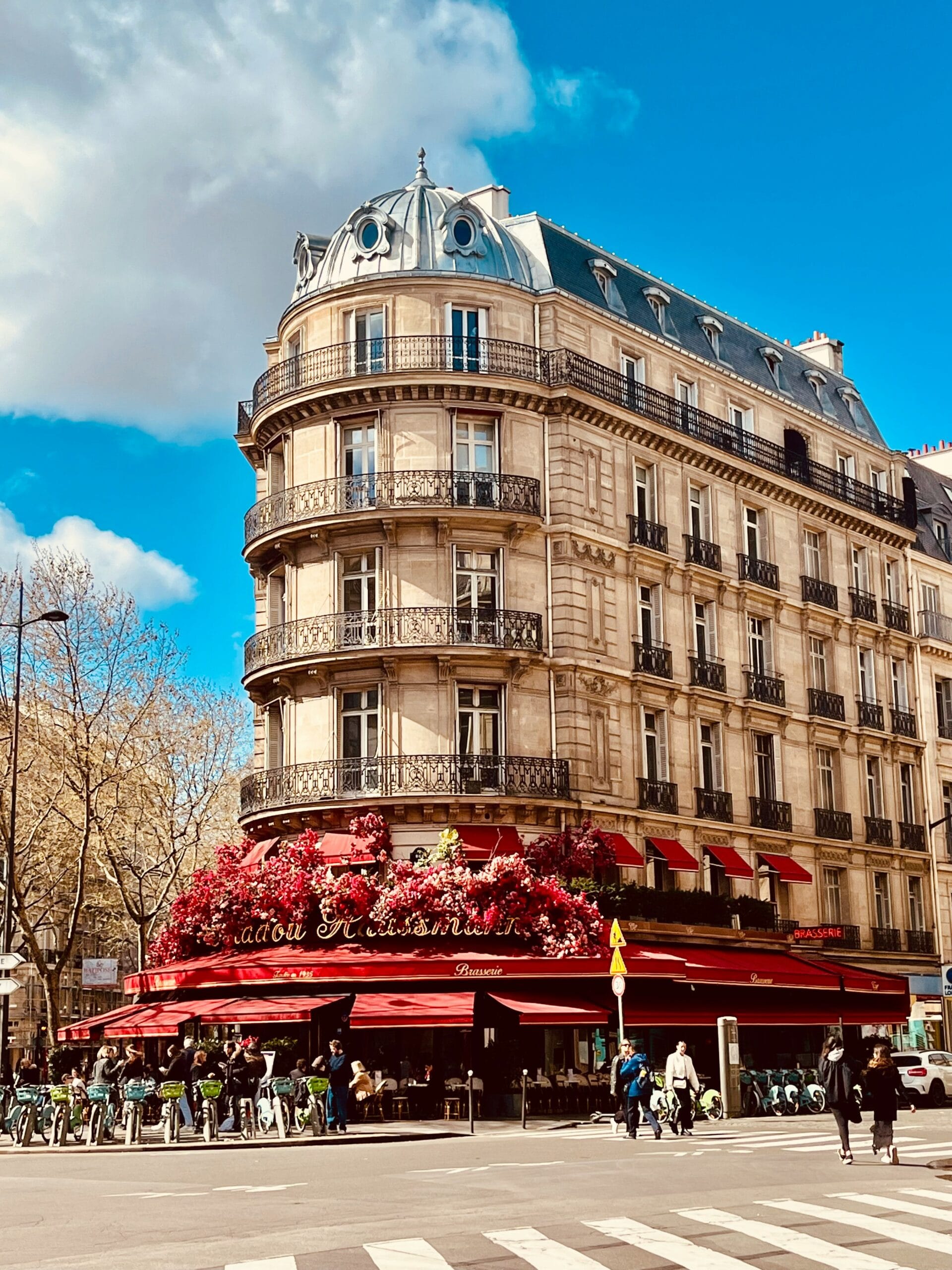Saint-Germain street and café atmosphere in Paris