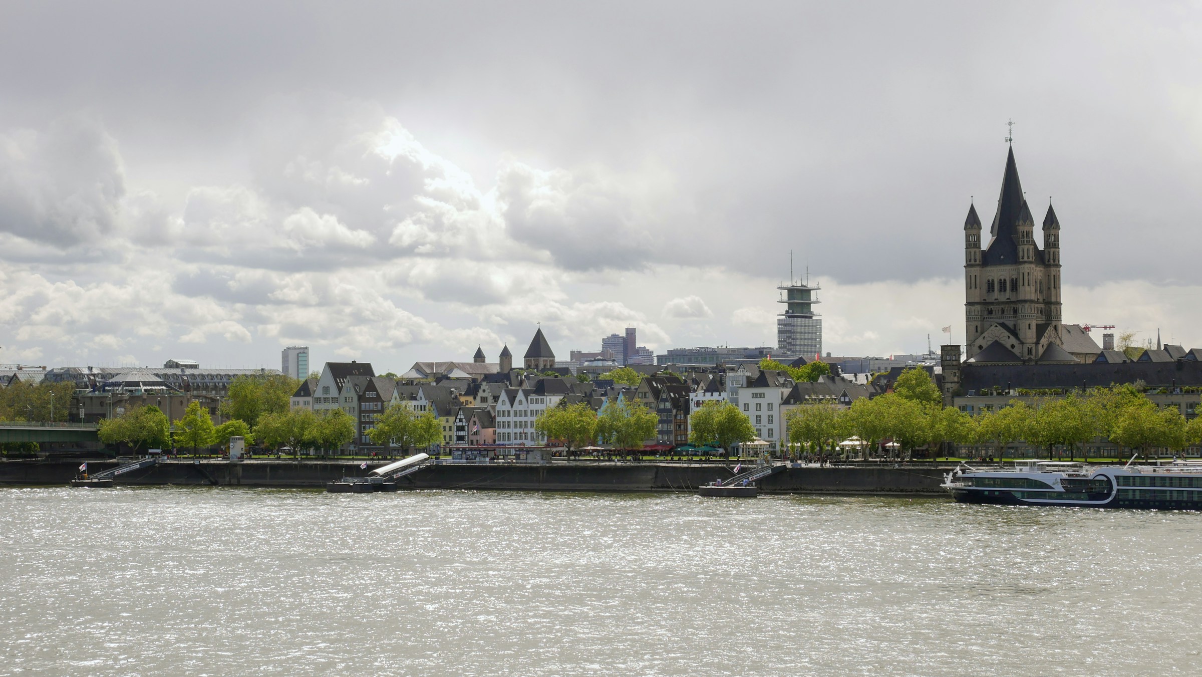Cologne hotel area